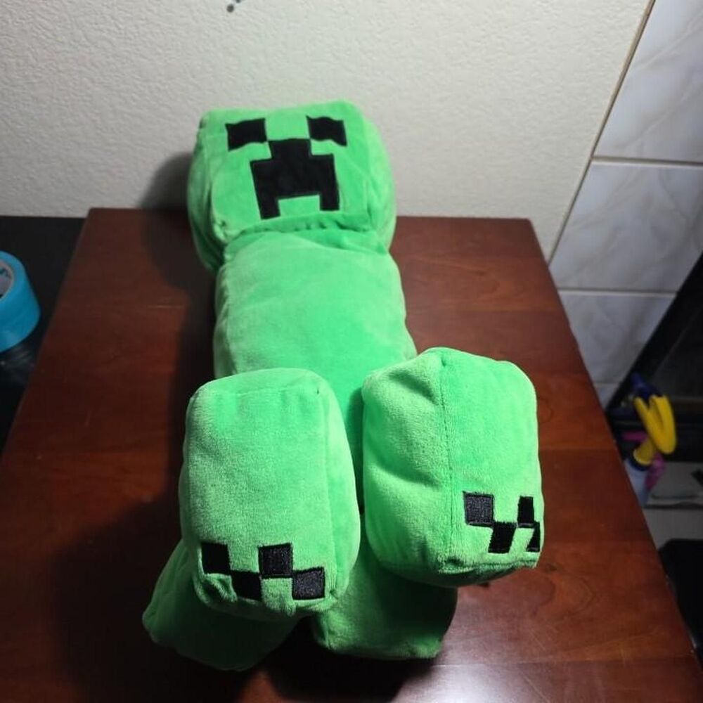 2018 Minecraft Creeper plush toy